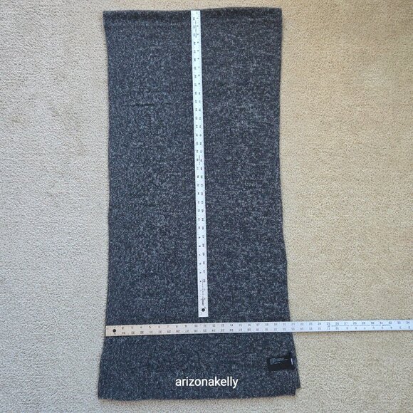 NWOT Theory Oversized Scarf in Cashmere Grey - Picture 2 of 16